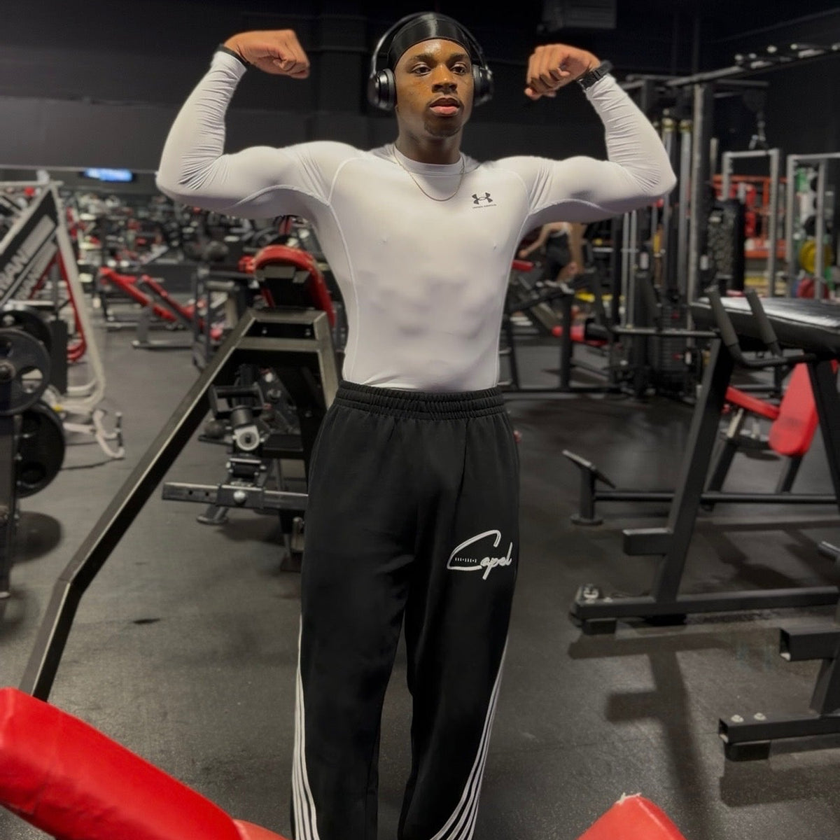 CAPÉL Curved Stripe Straight Sweatpants #1